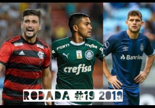 TOP 3 por posição, dicas e unanimidades da rodada #19 do Cartola FC 2019 - Campeonato Brasileiro. As dicas do Cartola FC Brasil para a 19ª rodada tem como melhor escalação e dicas os times do São Paulo, Palmeiras e Bahia